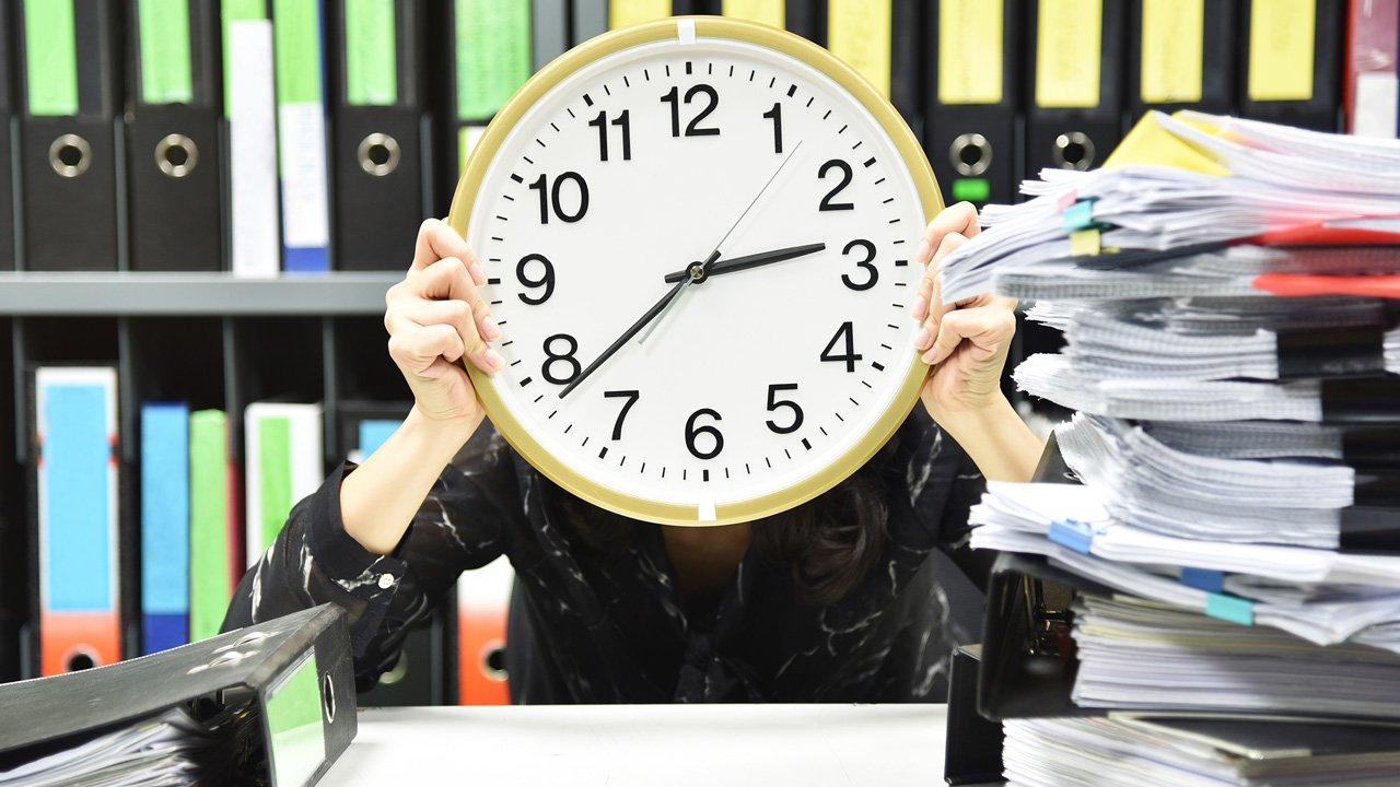 Forget the 4-Hour Workweek! What About the 40-Hour Workweek?